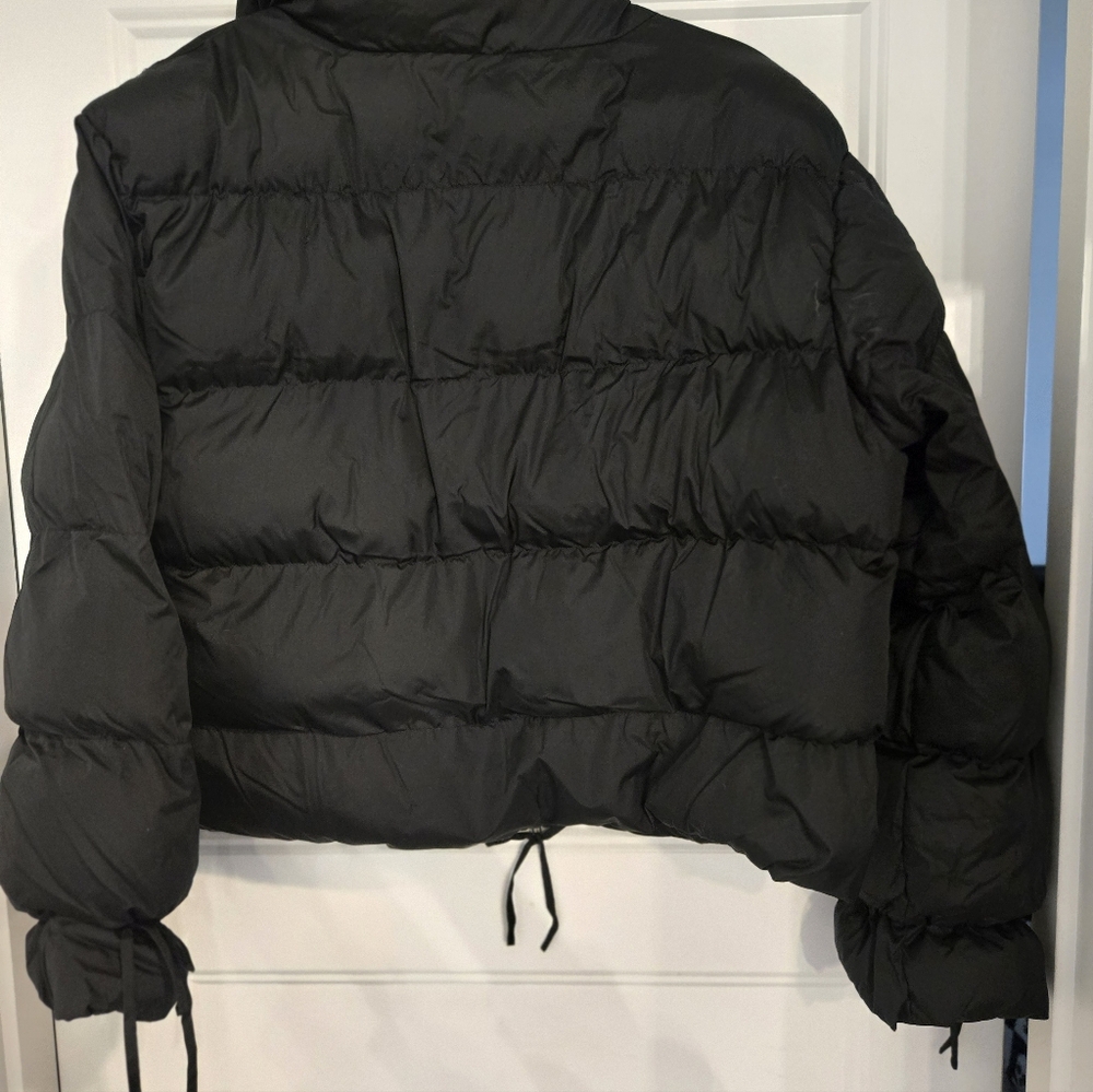 NWT. Wild Fable Womens Bow Black Puffer Jacket Size M - Picture 7 of 7